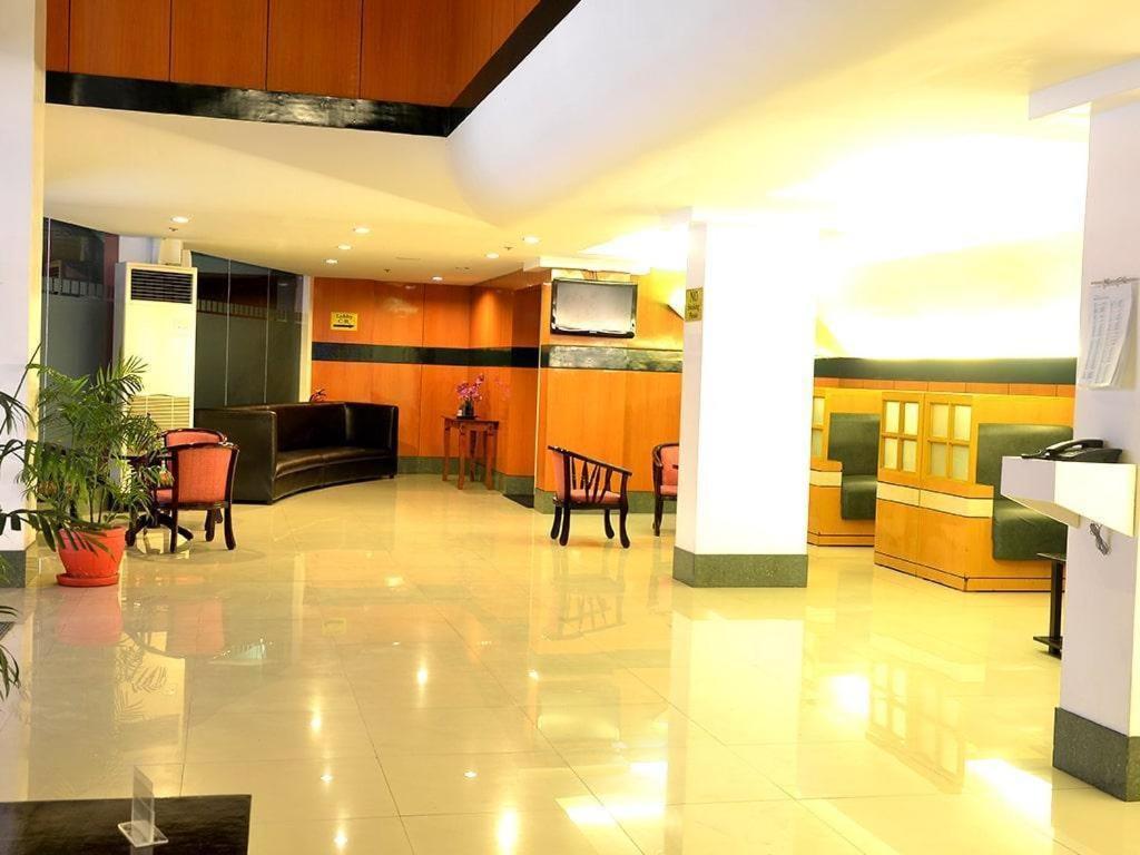 Hotel Sogo Tarlac Exterior photo