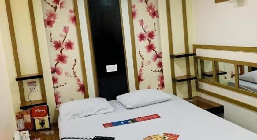 Hotel Sogo Tarlac Exterior photo