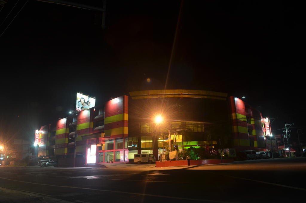 Hotel Sogo Tarlac Exterior photo